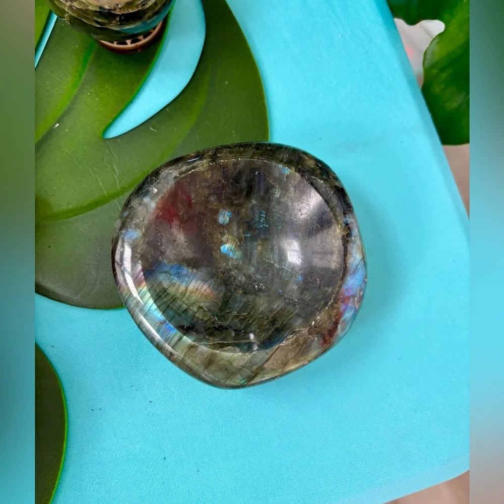 Labradorite bowl - Picture 5 of 7